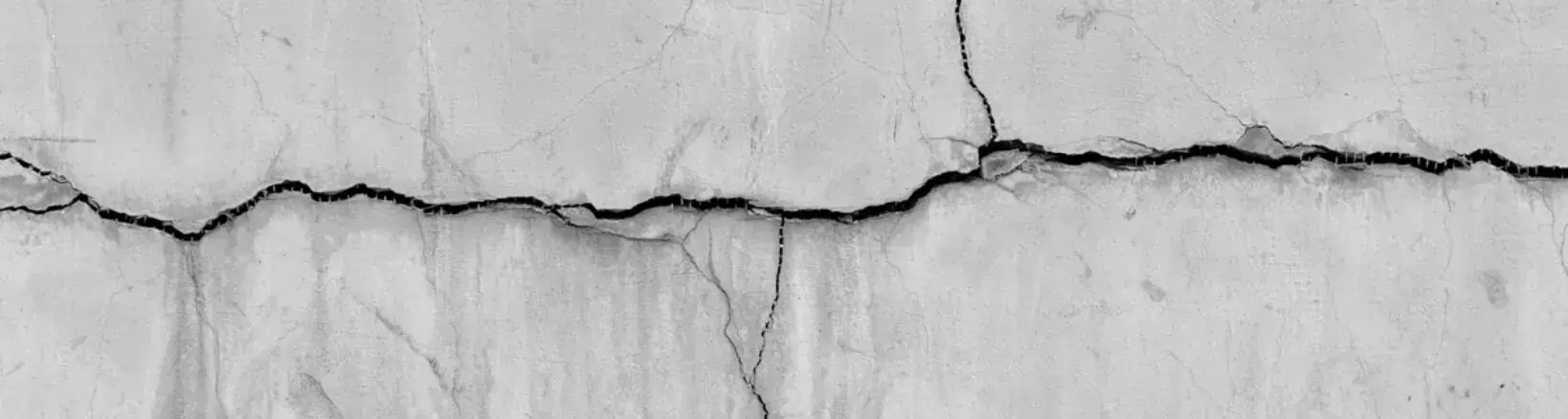 Horizontal Cracks in Walls