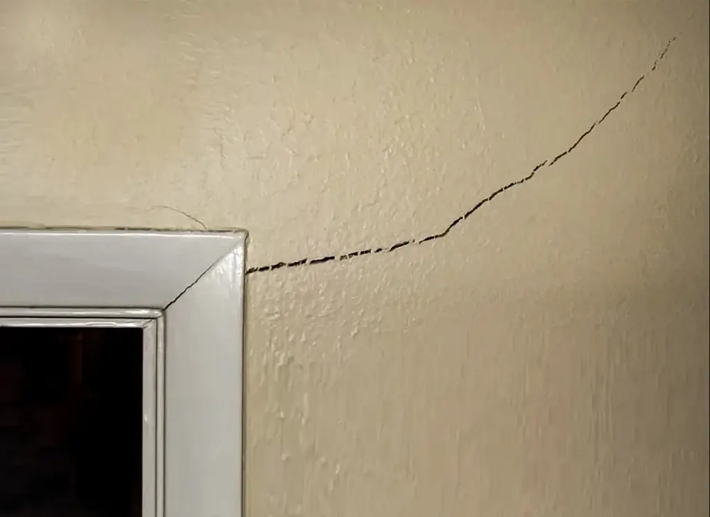 Cracks in Walls